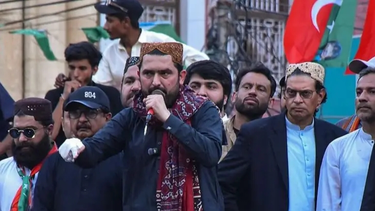 ہر صورت 27 ستمبر کو اسلام آباد پہنچیں گے،